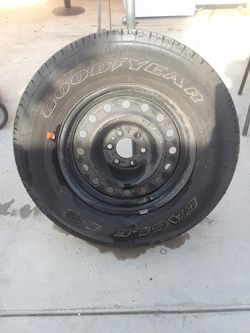 Llanta. Casi. Nueva. Para extra 255 /65R16