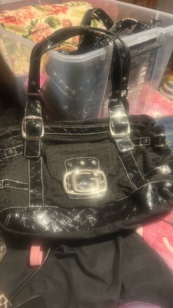 Guess black purse