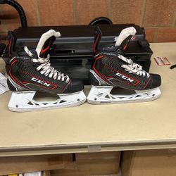 US 9.5 D CCM Jetspeed FT360 Ice Hockey Skates