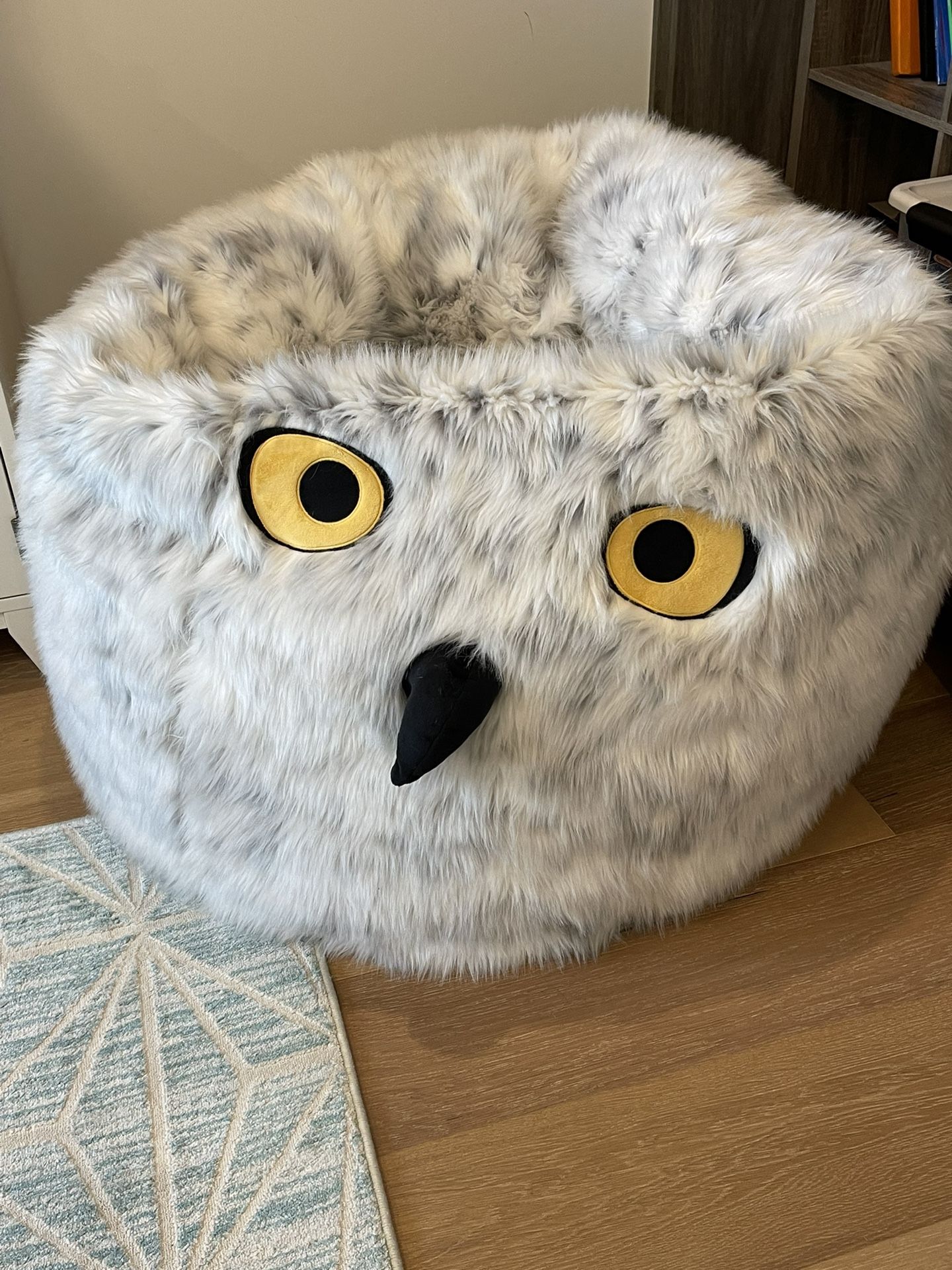 Pottery Barn Harry Potter Hedwig Bean Bag Chair
