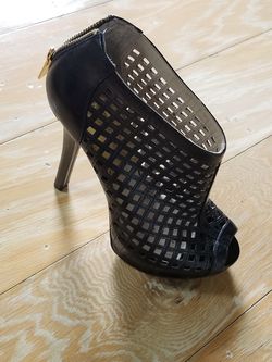 Michael Kors booties size 7