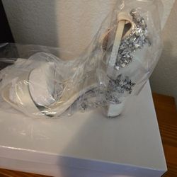 GALIANA  SIGNATURE HEELS