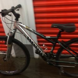 HARO MOUNTAIN BIKE 