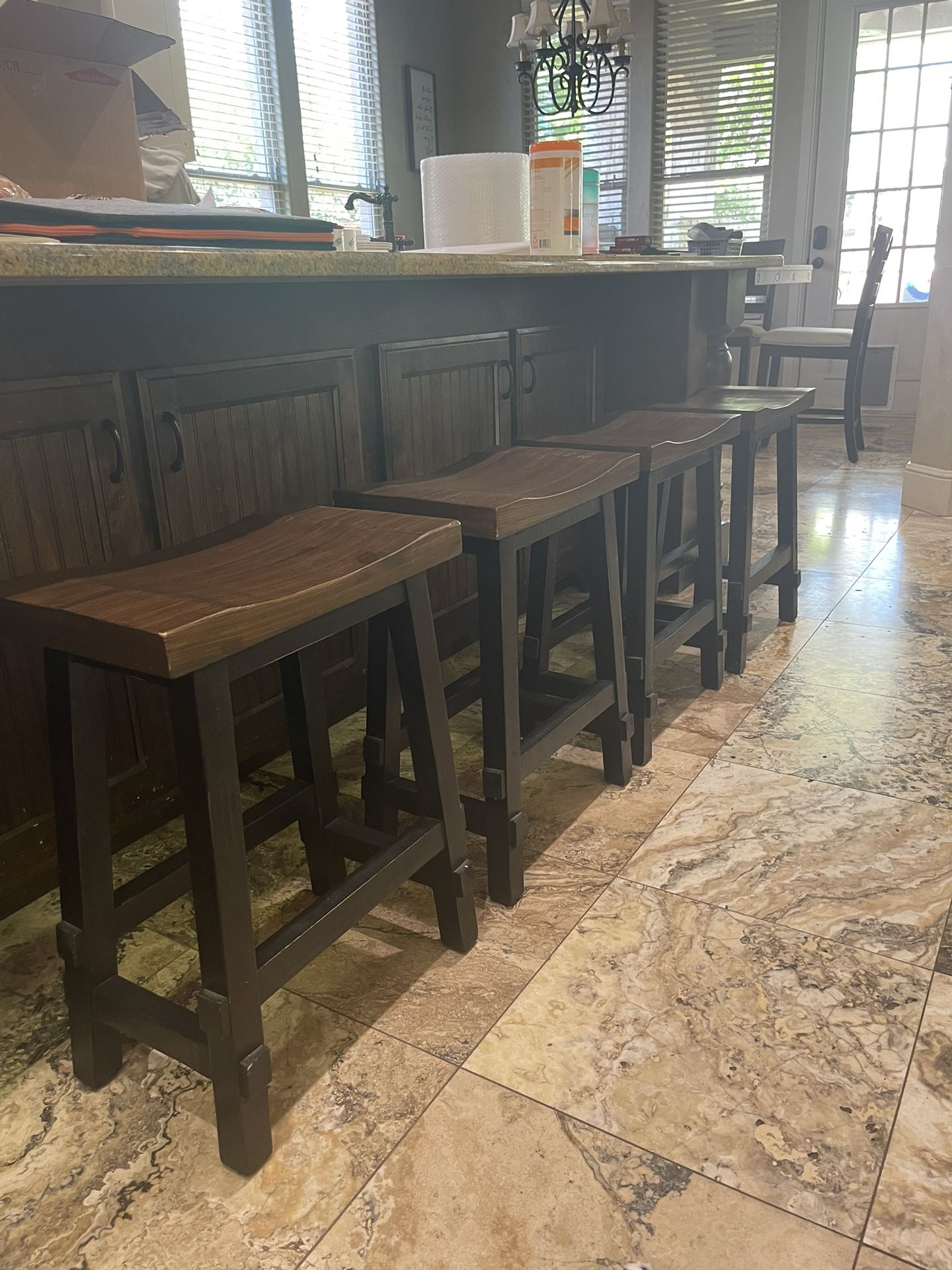 4 Bar Stools  24in 