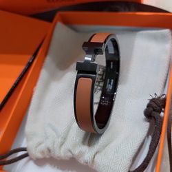 Hermes Bangles 