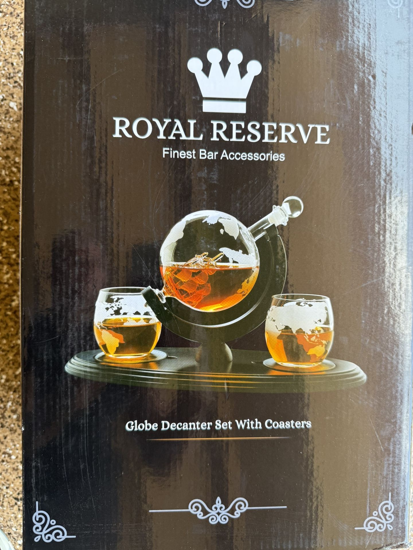 Whiskey Globe Decanter And Glasses