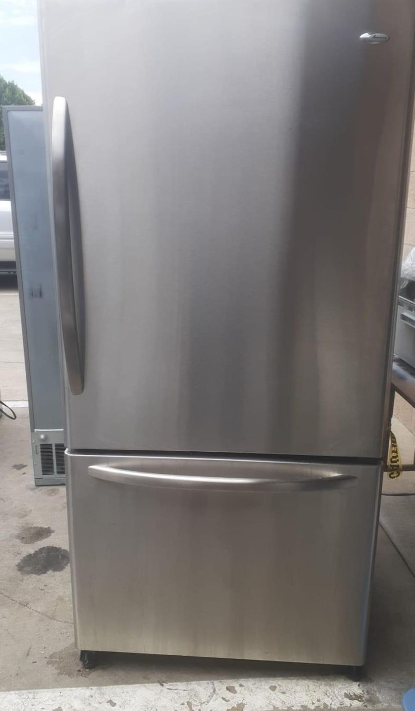 Amana Bottom Freezer Stainless Steel Refrigerator