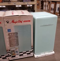 Magic chef vintage compact refrigerator