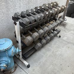 Set Of Dumbbells/Rack 