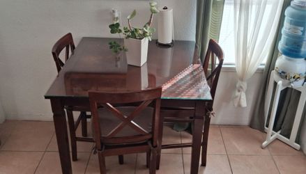 Kitchen Dining Table