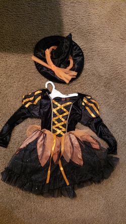 Halloween witch costume