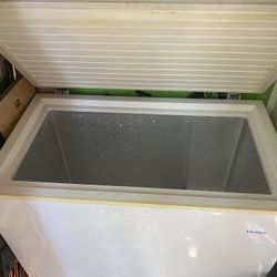 Working Freezer 