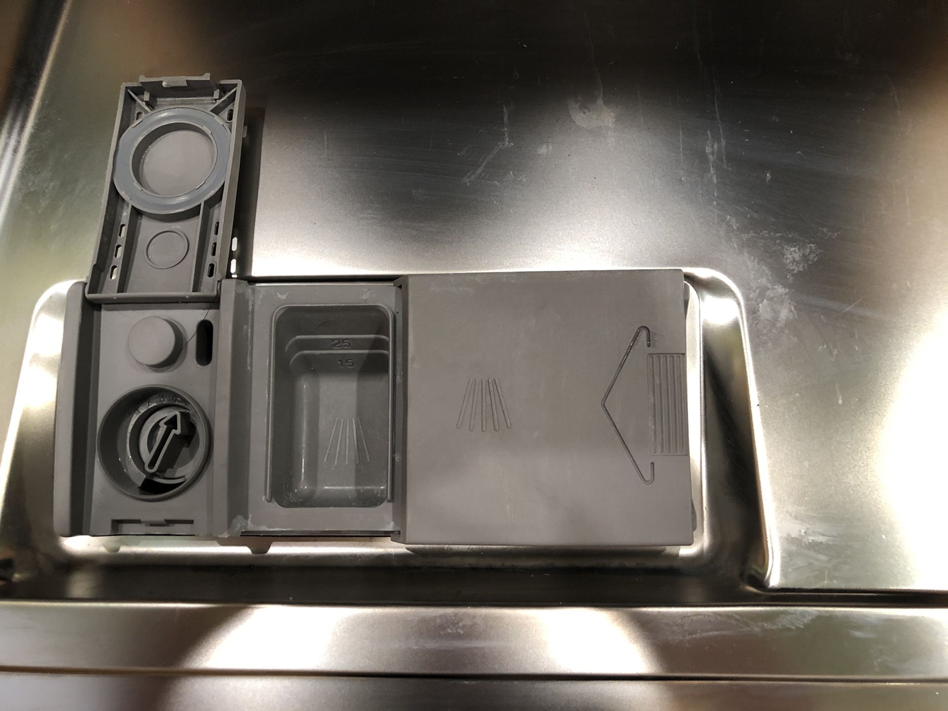 Bosch Silence Plus 46 dBA Dishwasher for Sale in Upland, CA OfferUp