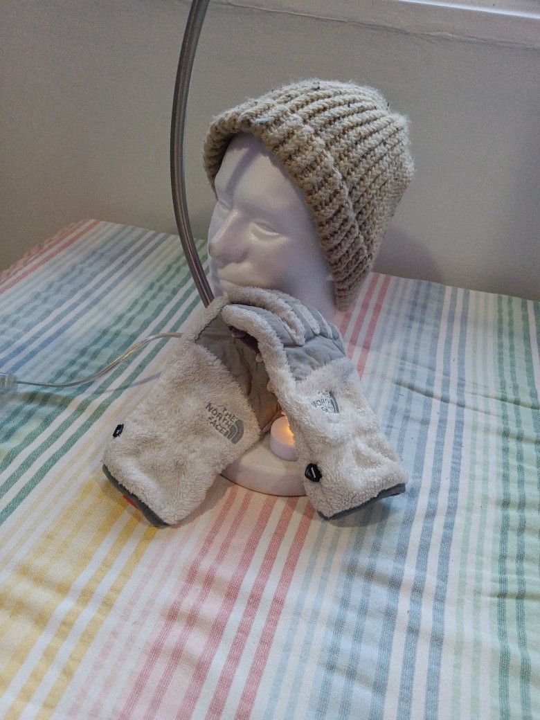 North Face Gloves 🧤