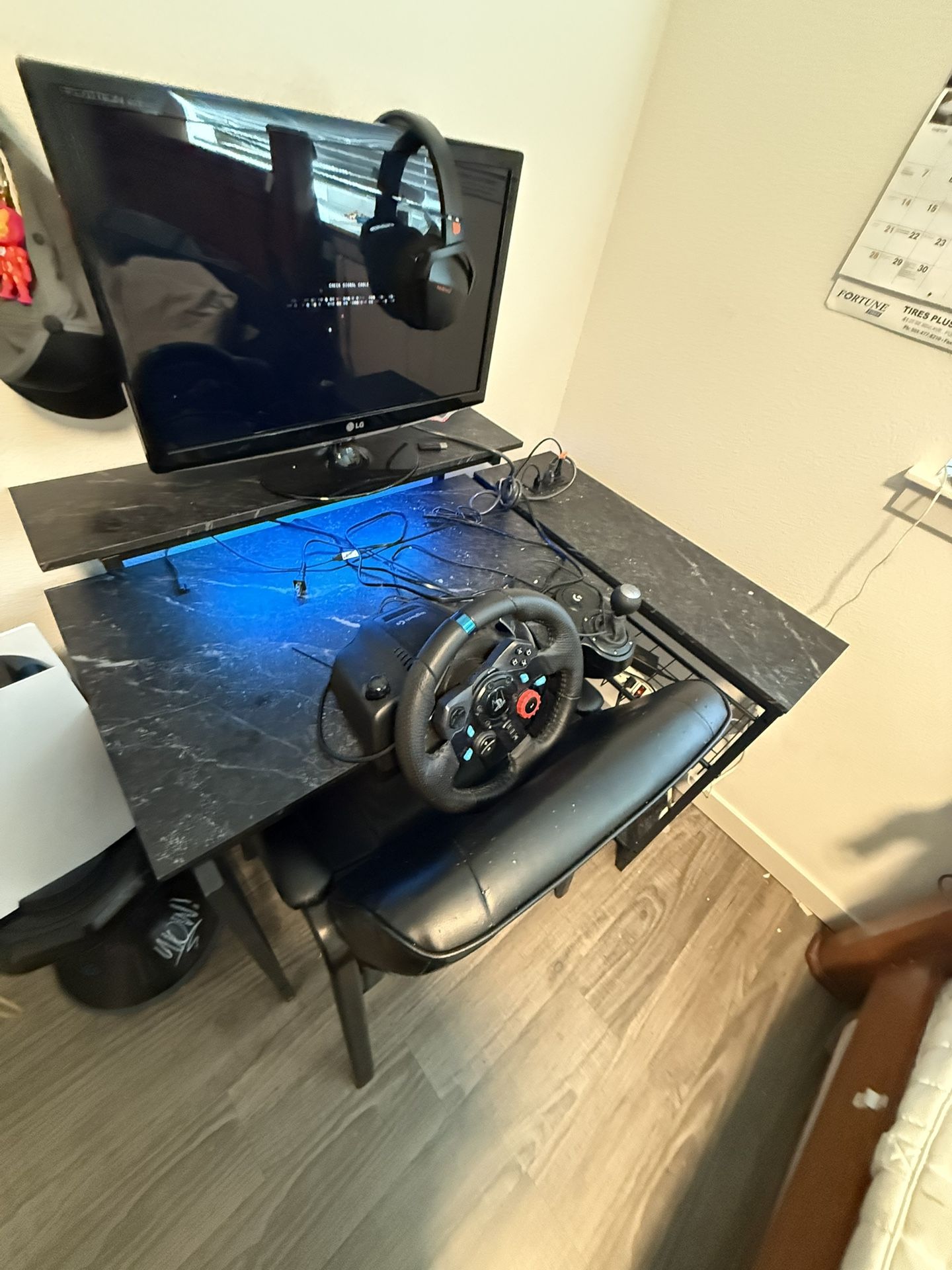 L Shaped Desk With Logitech G29 Shifter And Pedals And A USB Headset And A LG Monitor NO CONSOLE included Made For PS4-ps5 PICK UP ONLY