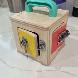 Lovevery Toddler Busy Lock Box 