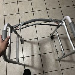 Folding walker