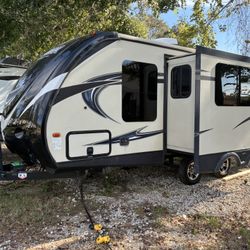 2016 Keystone Bullet 195