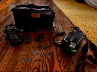 JVC GR- AX710 VHS Camera and Accessories