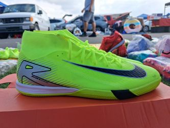 Womens size 12.5 turf soccer cleats