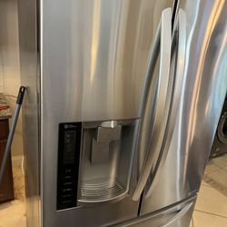 LG Refrigerator 