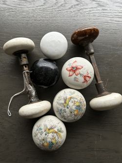 9 Porcelain Vintage Door Knobs