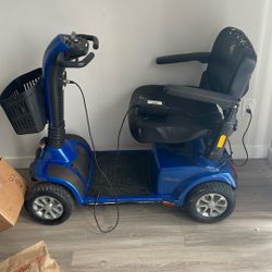 Electric scooter