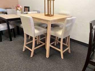 Counter Height Dining Table with 4 Chairs
