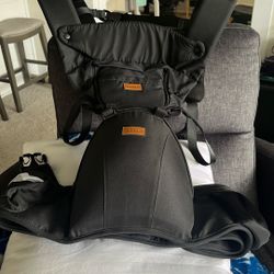 Acumas Baby Carrier w/ Hip Seat 