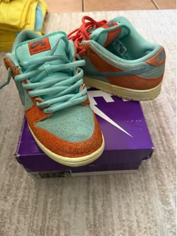 Authentic Nike sb orange emerald sz 10 in men’s, not Travis Scott, supreme, jordan, kobe