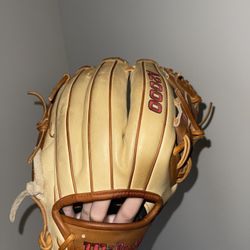 a2000 glove baseball