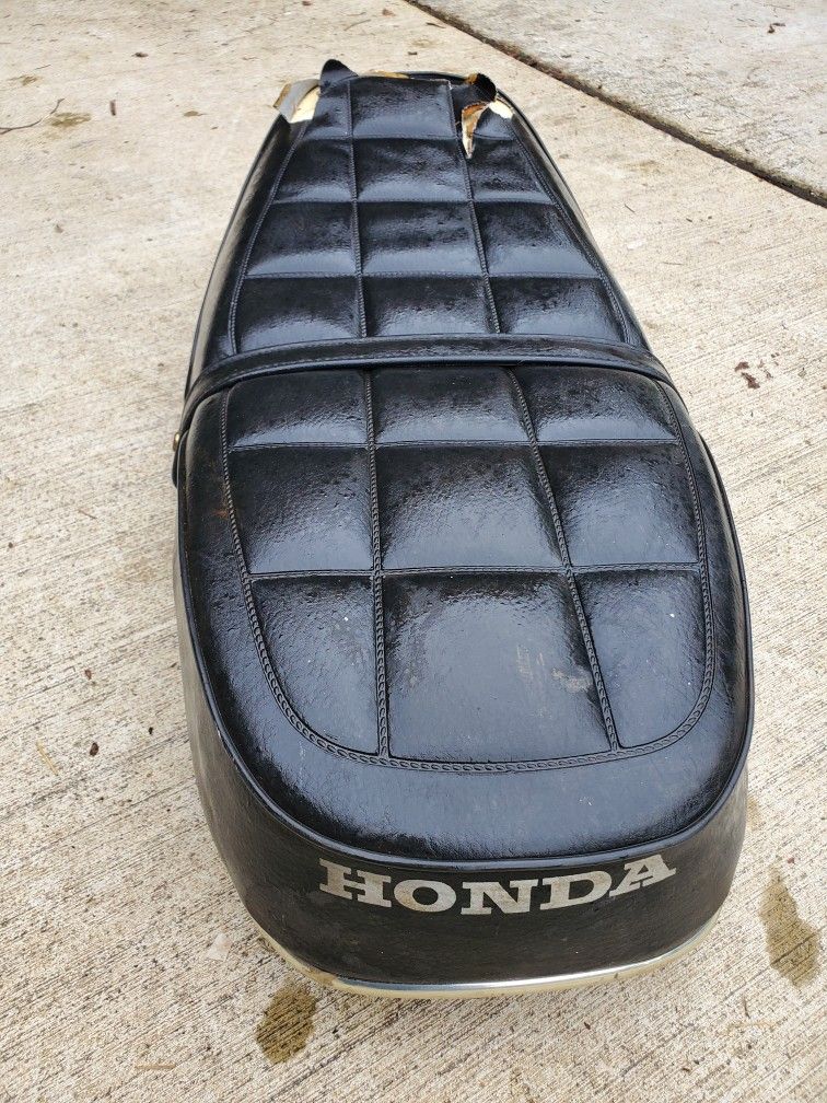 Honda CB500 CB550 C750 Motorcycle Seats