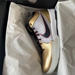 Nike Kobe 4 Protro Gold Medal