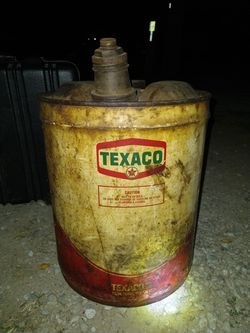 Vintage 5 gallon oil can