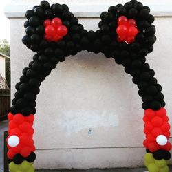 Arco de glovos de micky mouse con orejas