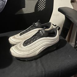 Air max 97 size 9.5