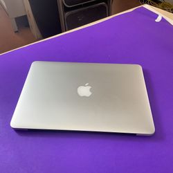 Apple MacBook Pro 13” (Early 2015) – 2.7GHz i5, 8GB, 256GB SSD, macOS 12.7.6 – A1502