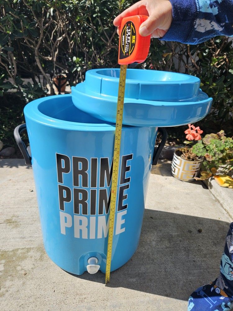 6 Gallon Water Dispenser