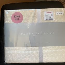 2 New Cotton Bed Sheet Set & Calvin Klein Pillow Case Set 