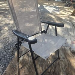 8 Chairs Has Cushion Like New