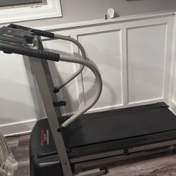 Treadmill 