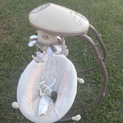 Baby Swing And Bassinet 
