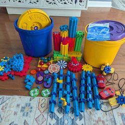 Learning Resources Gears! Gears! Lights and Actions Motorized Building Set (2)+