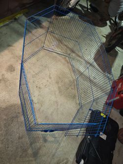 Portable animal play pen