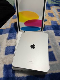 New iPad 10th Gen 256gb