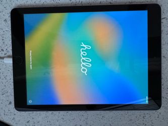 iPad A1822