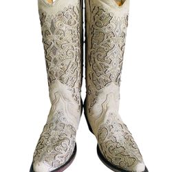 Corral Boots Women size 6 White Wedding Glittered Inlay and Crystals Boots