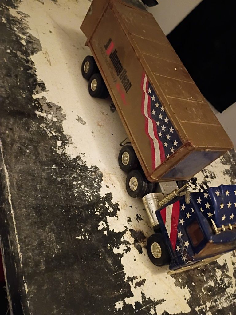 Jimmy Dean Collectors Toy