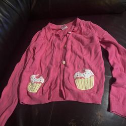 Size 7 Sweater Delivery Make An Offer