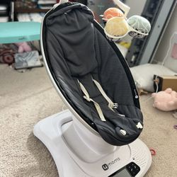 4moms mamaRoo Multi-Motion Baby Swing 